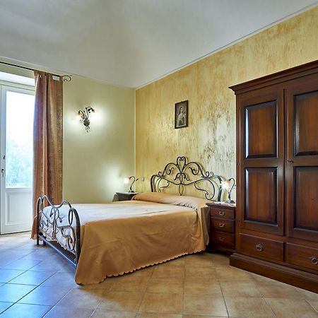 Agriturismo Conte Ruggero Villa Centuripe Exterior foto