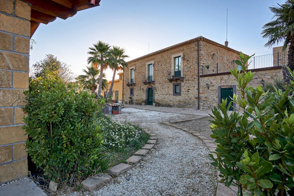 Agriturismo Conte Ruggero Villa Centuripe Exterior foto