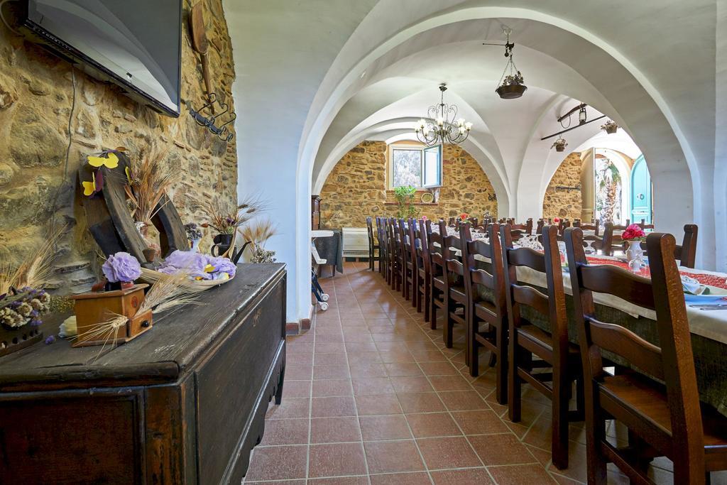 Agriturismo Conte Ruggero Villa Centuripe Exterior foto