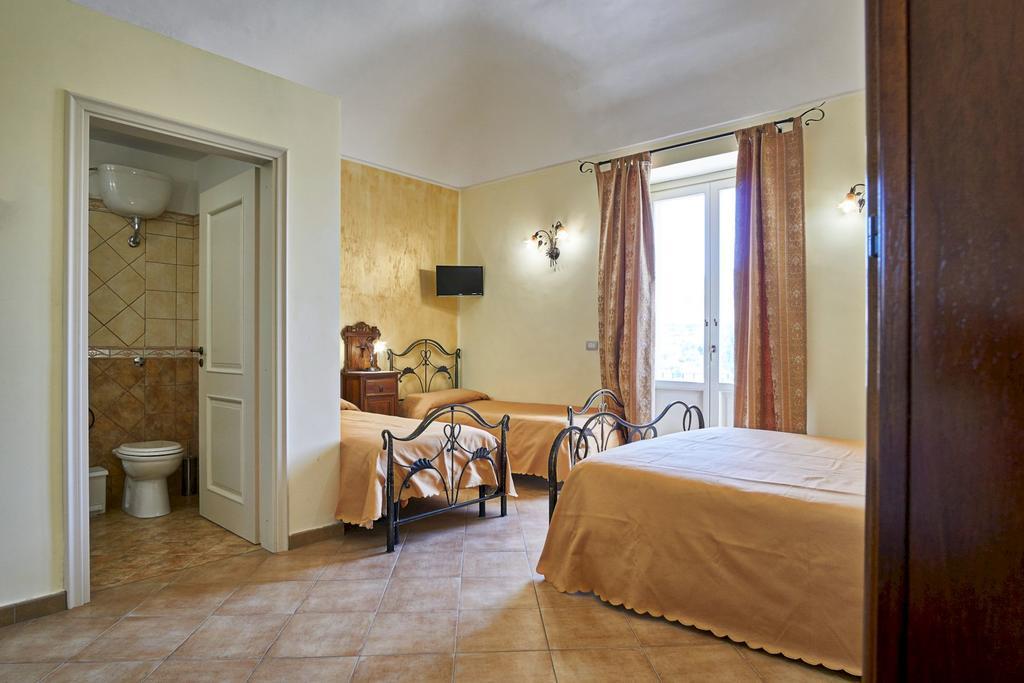 Agriturismo Conte Ruggero Villa Centuripe Exterior foto